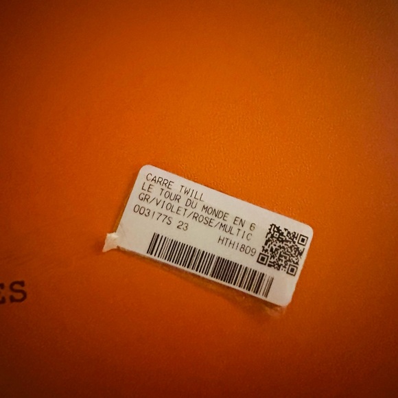 HERMES LE TOUR DU MONDE EN 63 CASES SILK TWILL 90CM SCARF - Picture 10 of 11